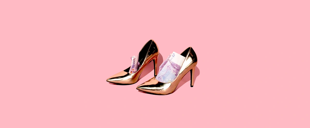 header - geld - money- goud - hakken - schoenen - pexels