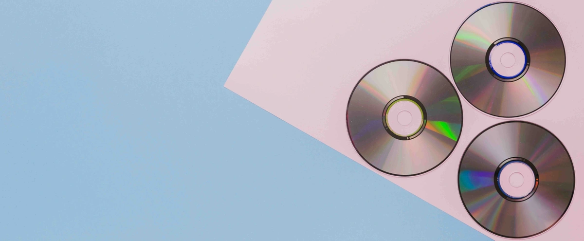 cd - film - Freepik