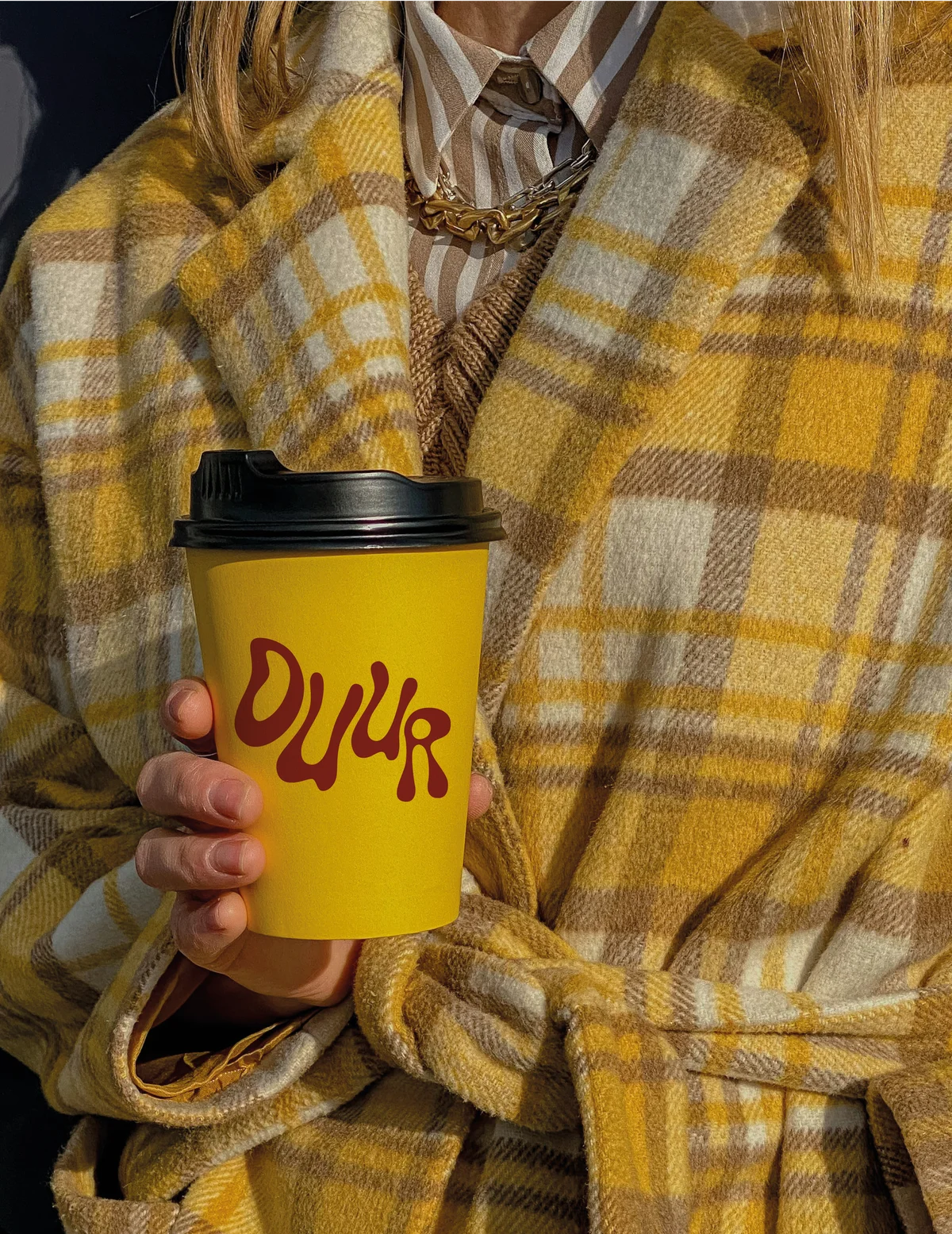 Alles wordt duurder, maar onze koffie to go van vijf euro laten staan? We denken er niet aan