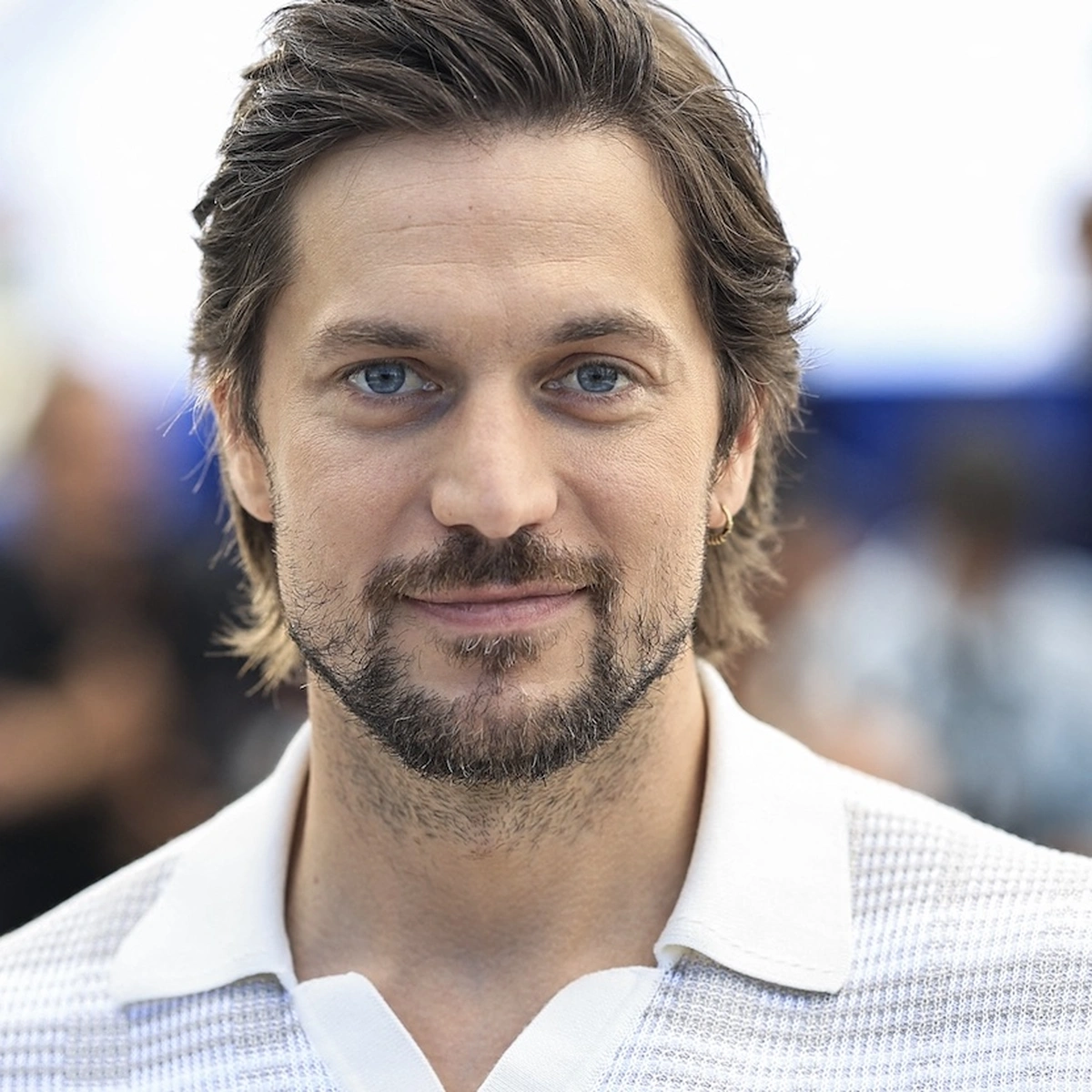 Header - Lucas Bravo - ANP