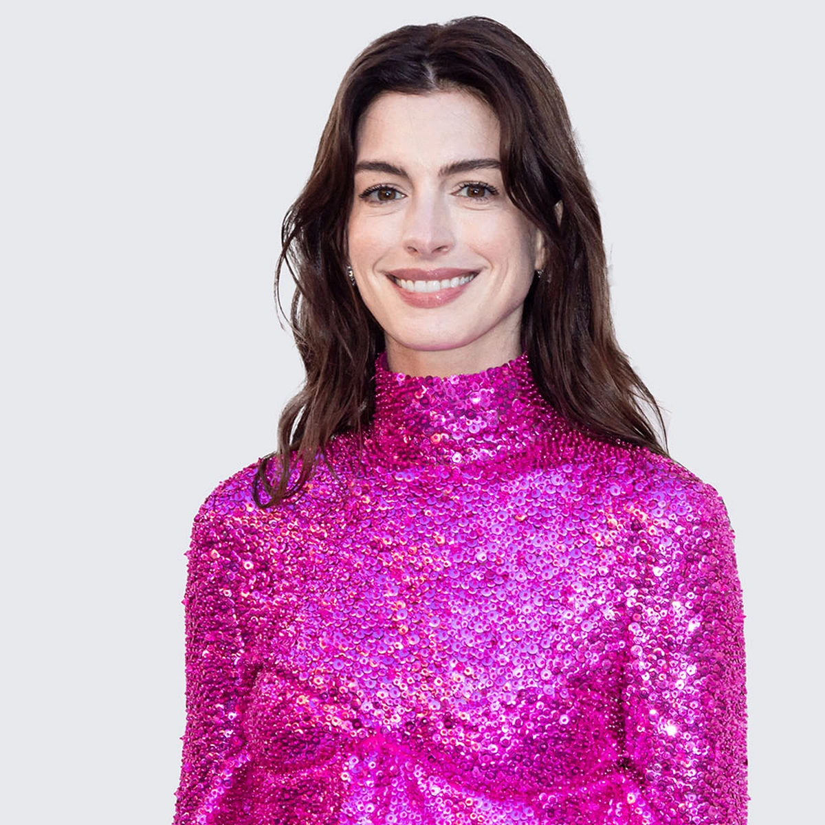 header - anne hathaway - roze jurk - beauty - brunopress