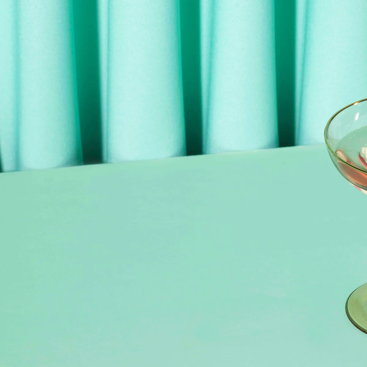 Header/hero - tanden - tandjes - gebit - glas - cocktail - wit - Frank Brandwijk