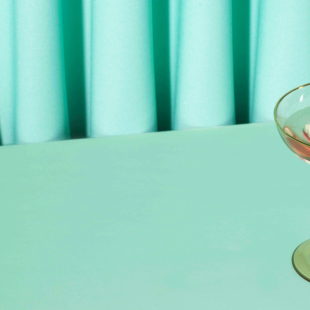 Header/hero - tanden - tandjes - gebit - glas - cocktail - wit - Frank Brandwijk