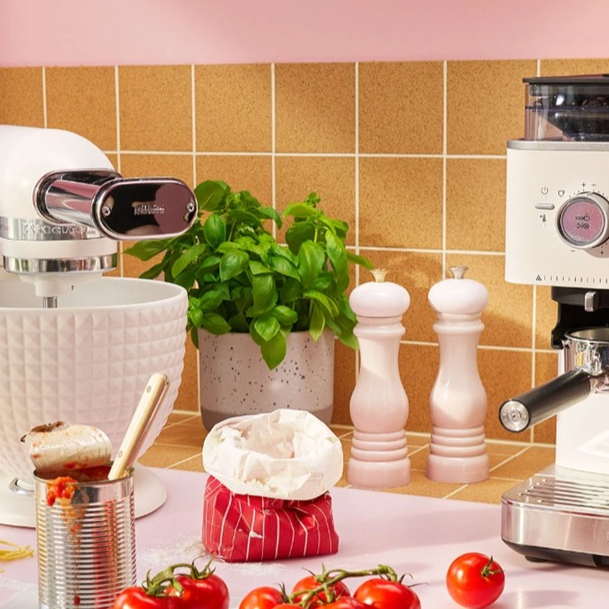 header - KitchenAid - Liz van Dijk - District 10