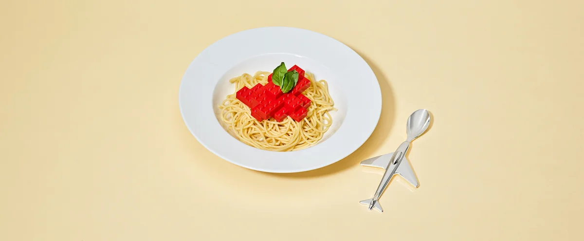 header - makeup - eten - spaghetti - kinderen - vliegtuig - tom ten seldam