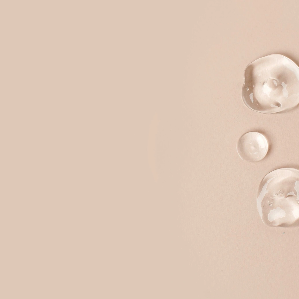 Header - olie - huid - product - vocht - druppel - water - skincare - shutterstock