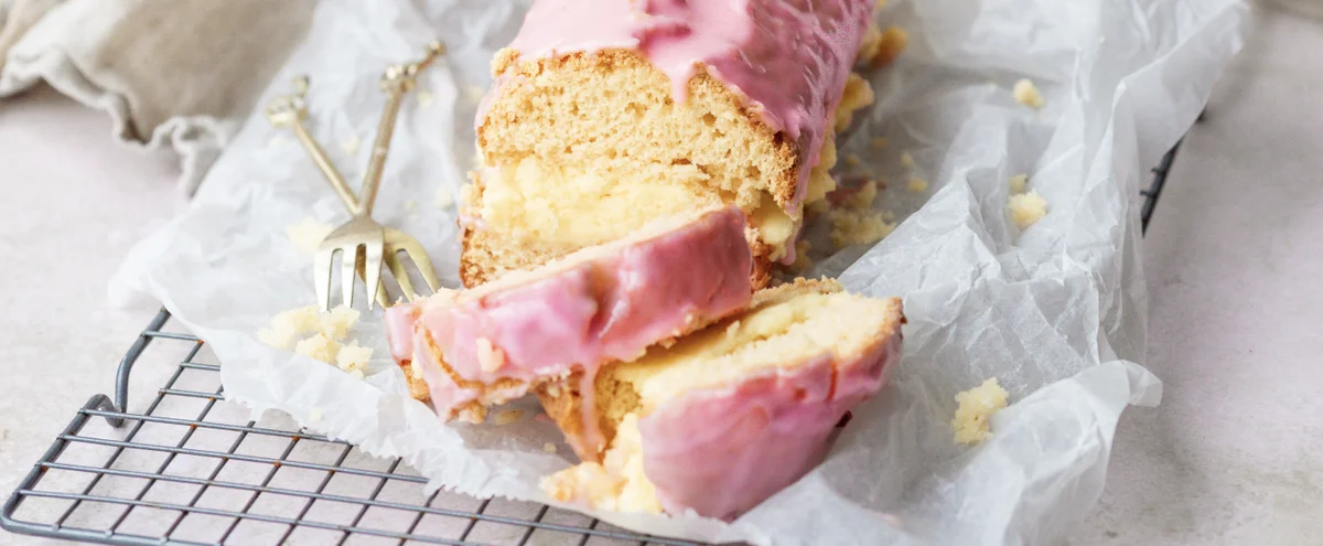 Tompouce cake 
