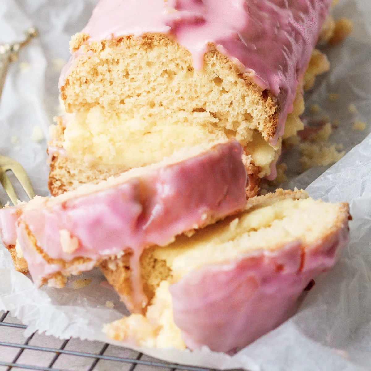 Tompouce cake 
