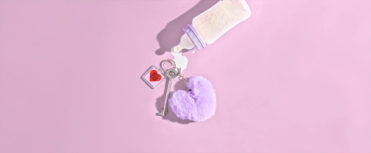 ANDC ED2 MAMA-BLUNDER 03-Header-flesje-mama-baby-sleutels-fotografie-Tom ten Seldam