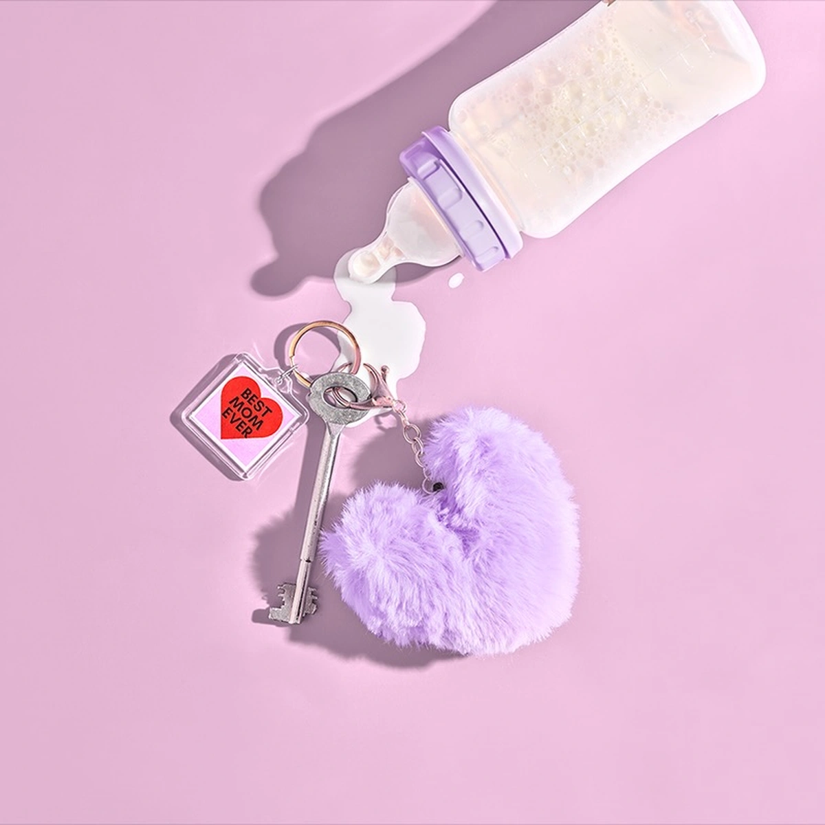 ANDC ED2 MAMA-BLUNDER 03-Header-flesje-mama-baby-sleutels-fotografie-Tom ten Seldam