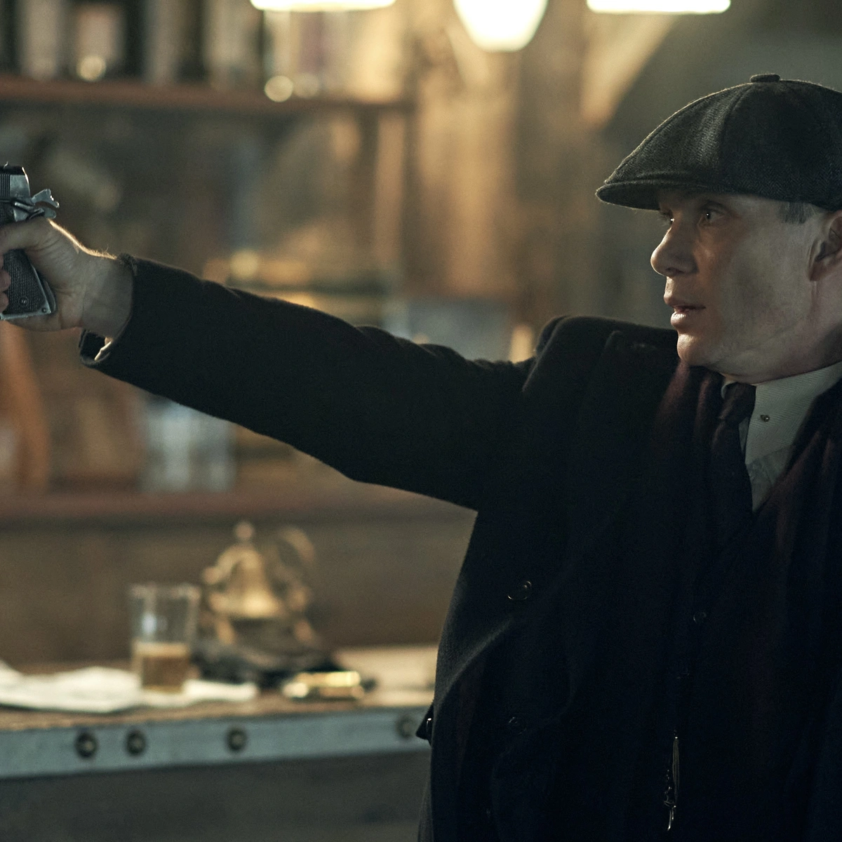 Header - peaky blinders - pistool - cilian murphy - netflix