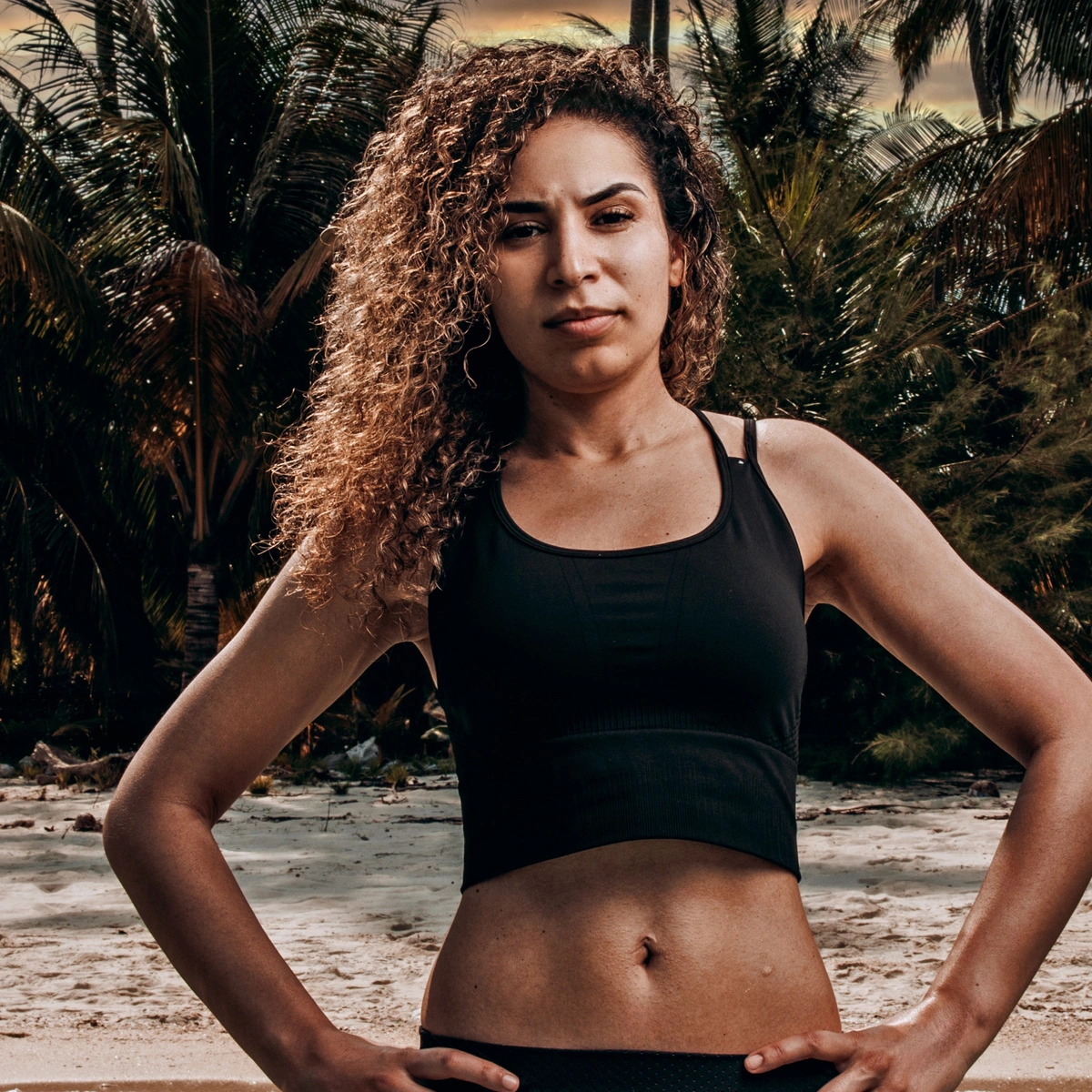 Expeditie Robinson - Ouassima - beeld Jasper Suyk, RTL