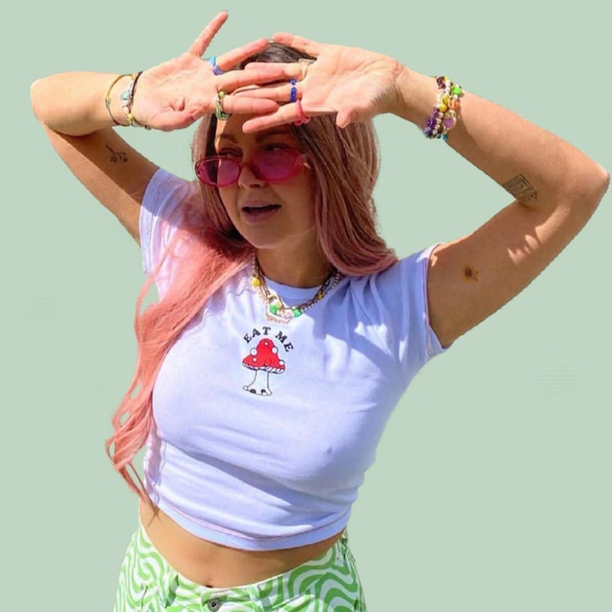 header - flinke flater - iris amber