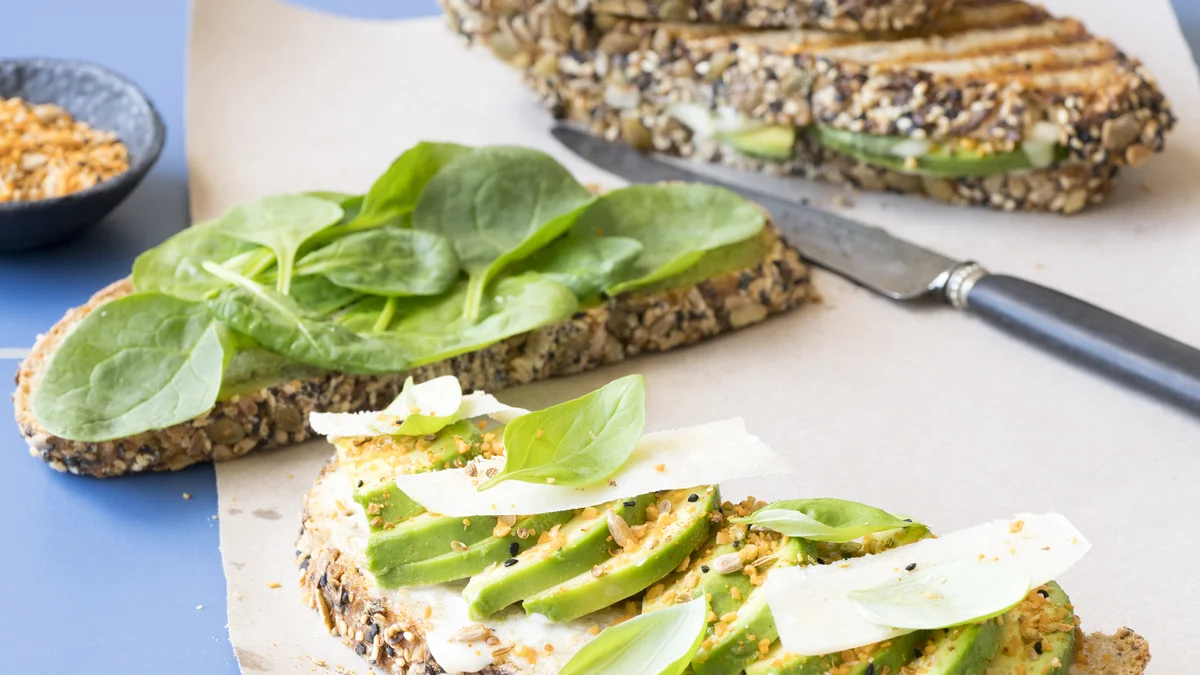 header - tosti - avocado