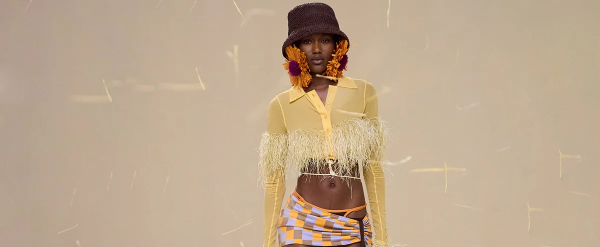 header -bloemoorbellen - fashion - mode - Jacquemus