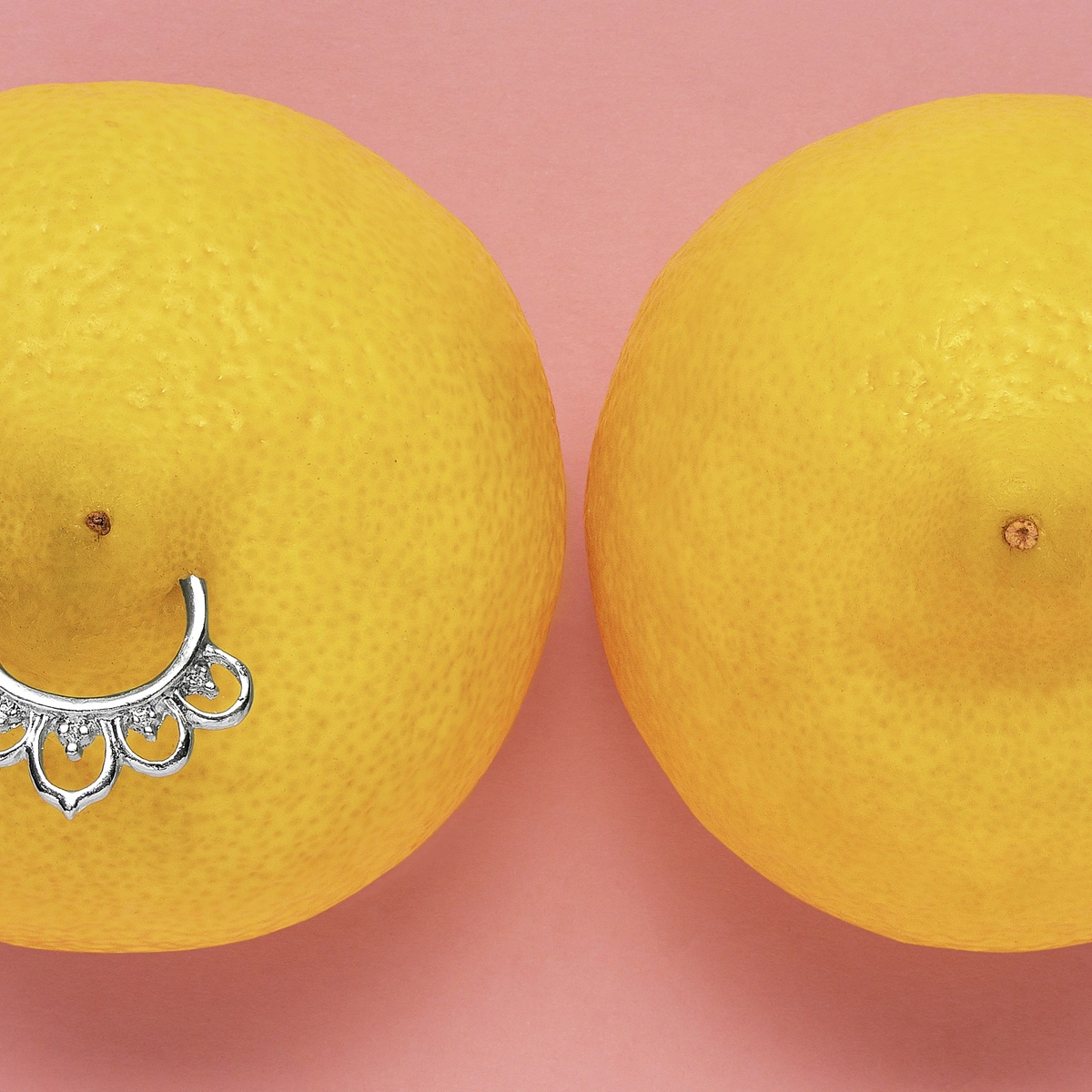 Header - piercing - tepels - borsten - shutterstock