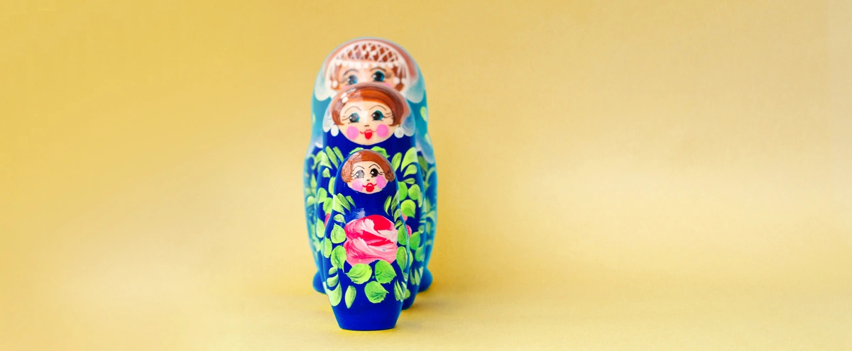 2023 - 04 - Header - Stills - Matroesjka - Tom ten Seldam