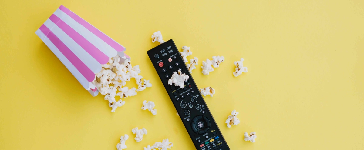 afstandbediening - popcorn - Freepik