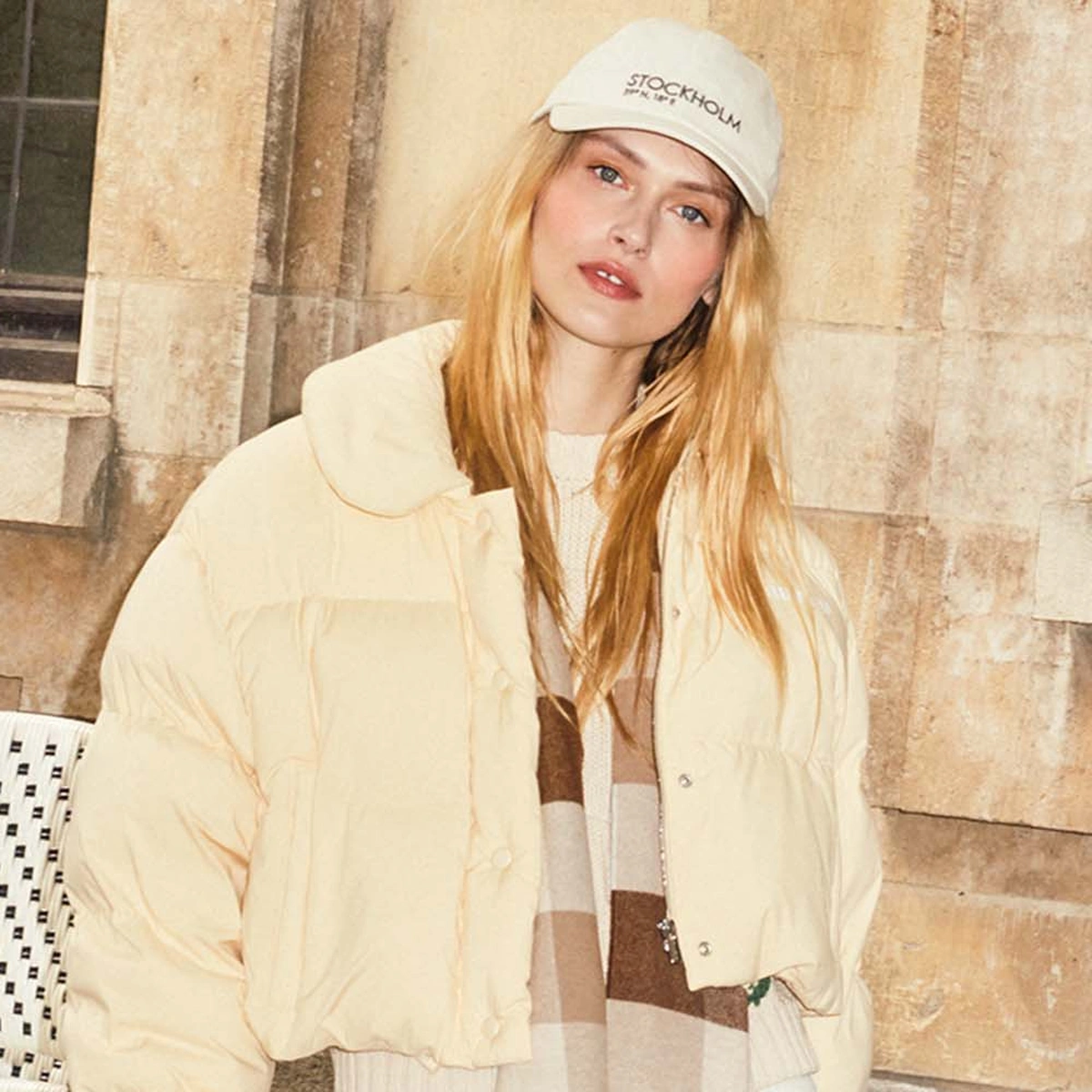 header - herfst - fashion - mode - jas - pet - blond - valentina - vos