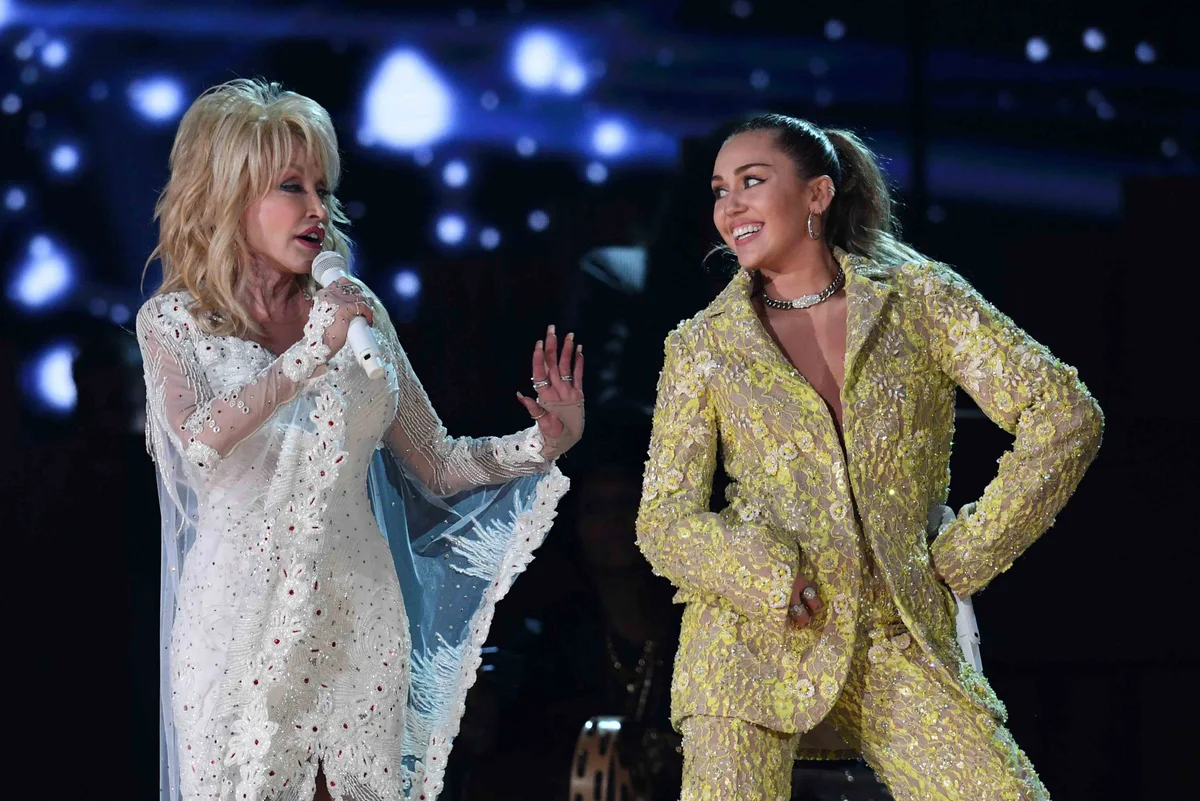 Dolly Parton blijft 'voor altijd engel aan zijde' van peetdochter Miley Cyrus