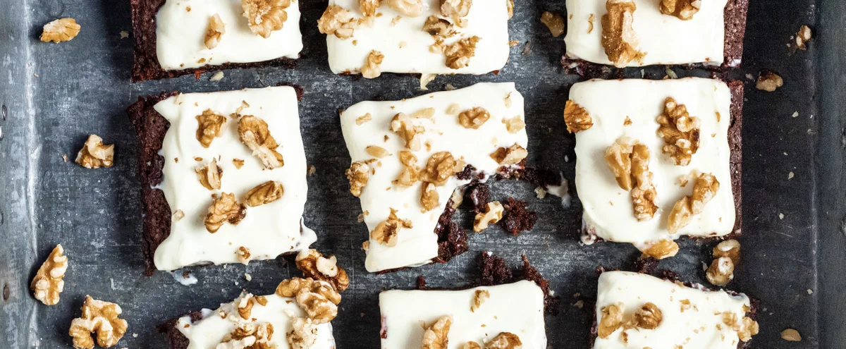 Header/hero - carrot cake brownies - fokking makkelijk recept - chickslovefood