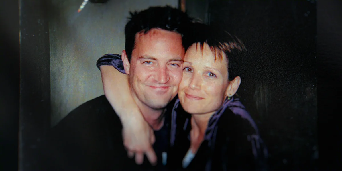 Friends-acteur Matthew Perry: 5 dingen die ons opvielen in zijn nieuwe Netflix-docu