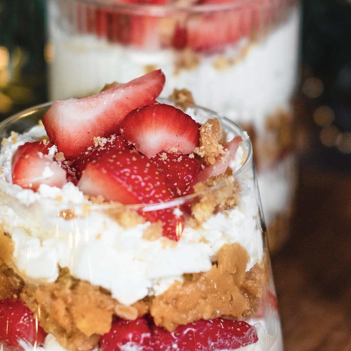 Header/hero - strawberry cheesecake - recept - chickslovefood