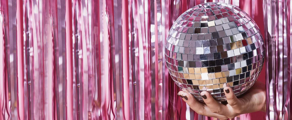 hero - feest - festival - no revisions unsplash