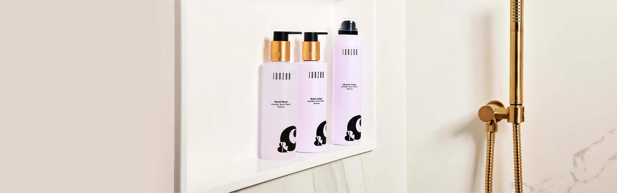 header - make up - beauty - spiegeltje - foundation - pexels