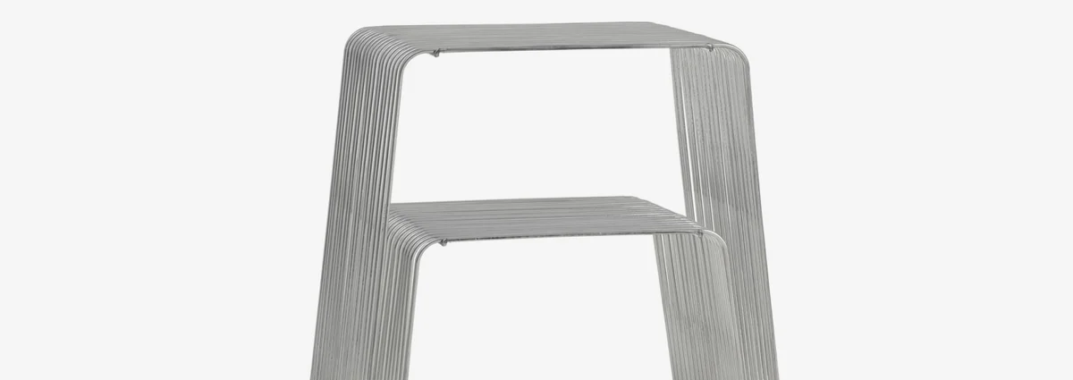 Vliegt de winkels uit - bijzettafel chroom jysk