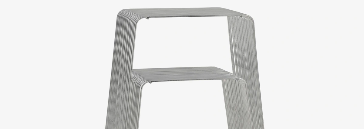 Vliegt de winkels uit - bijzettafel chroom jysk