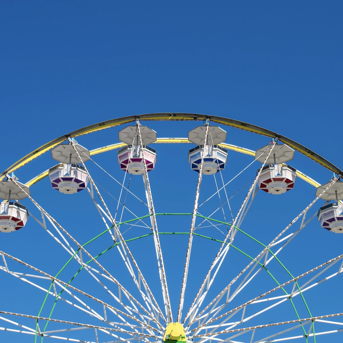 Header - coachella - reuzenrad - shutterstock
