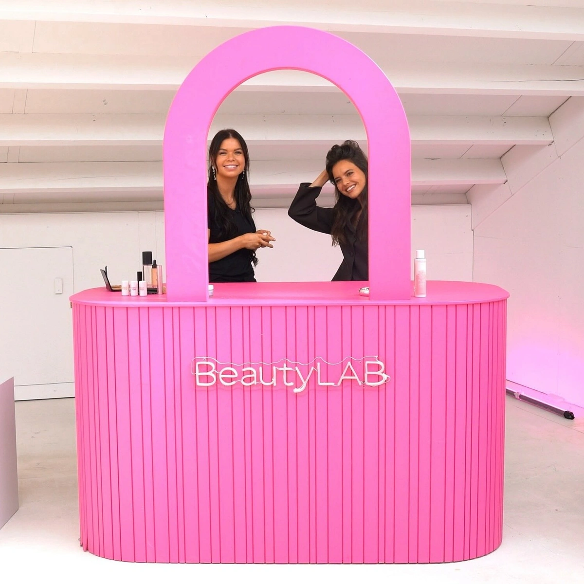 header - ICI PARIS XL - BeautyLAB - after summer look - 2025