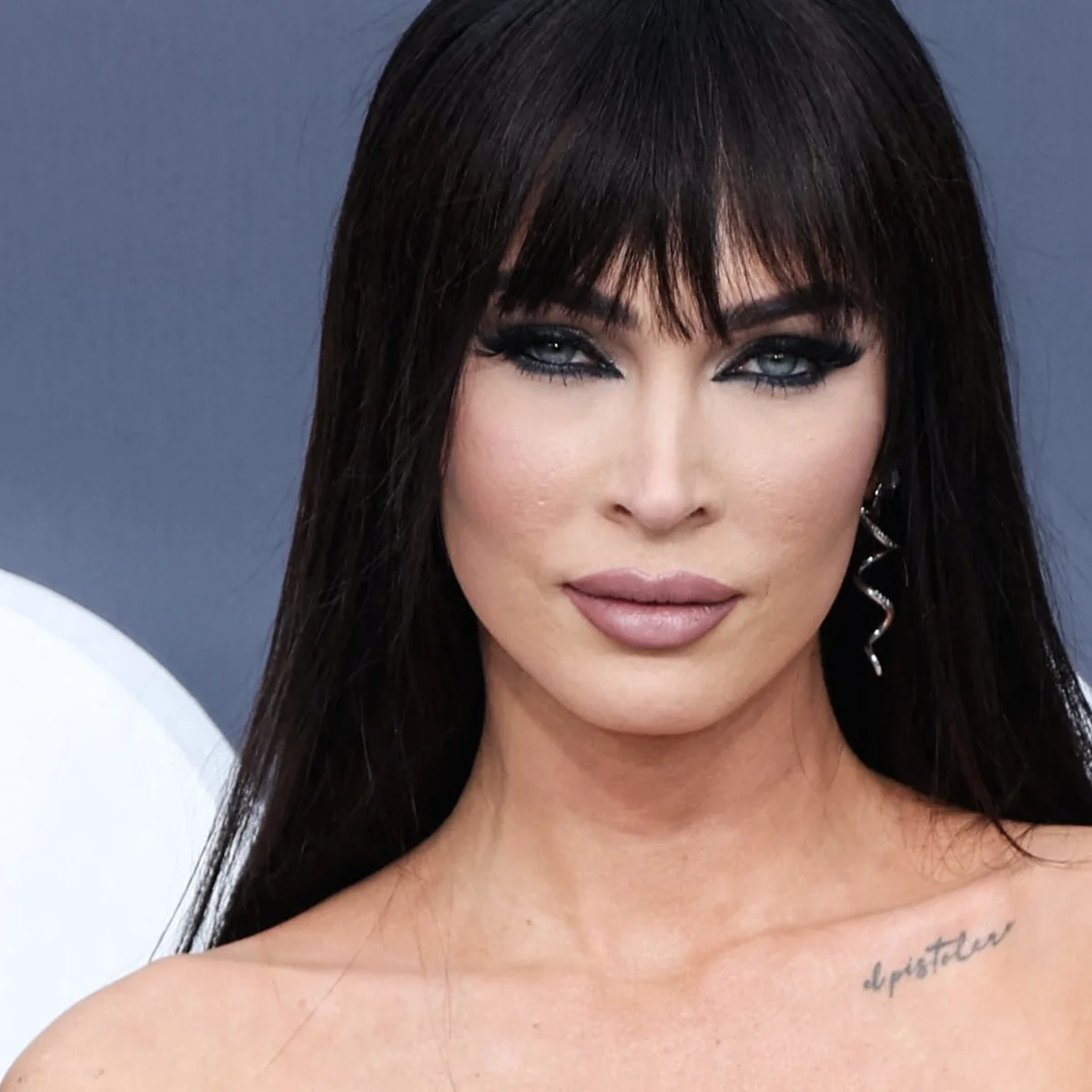 Header - megan fox - brunopress
