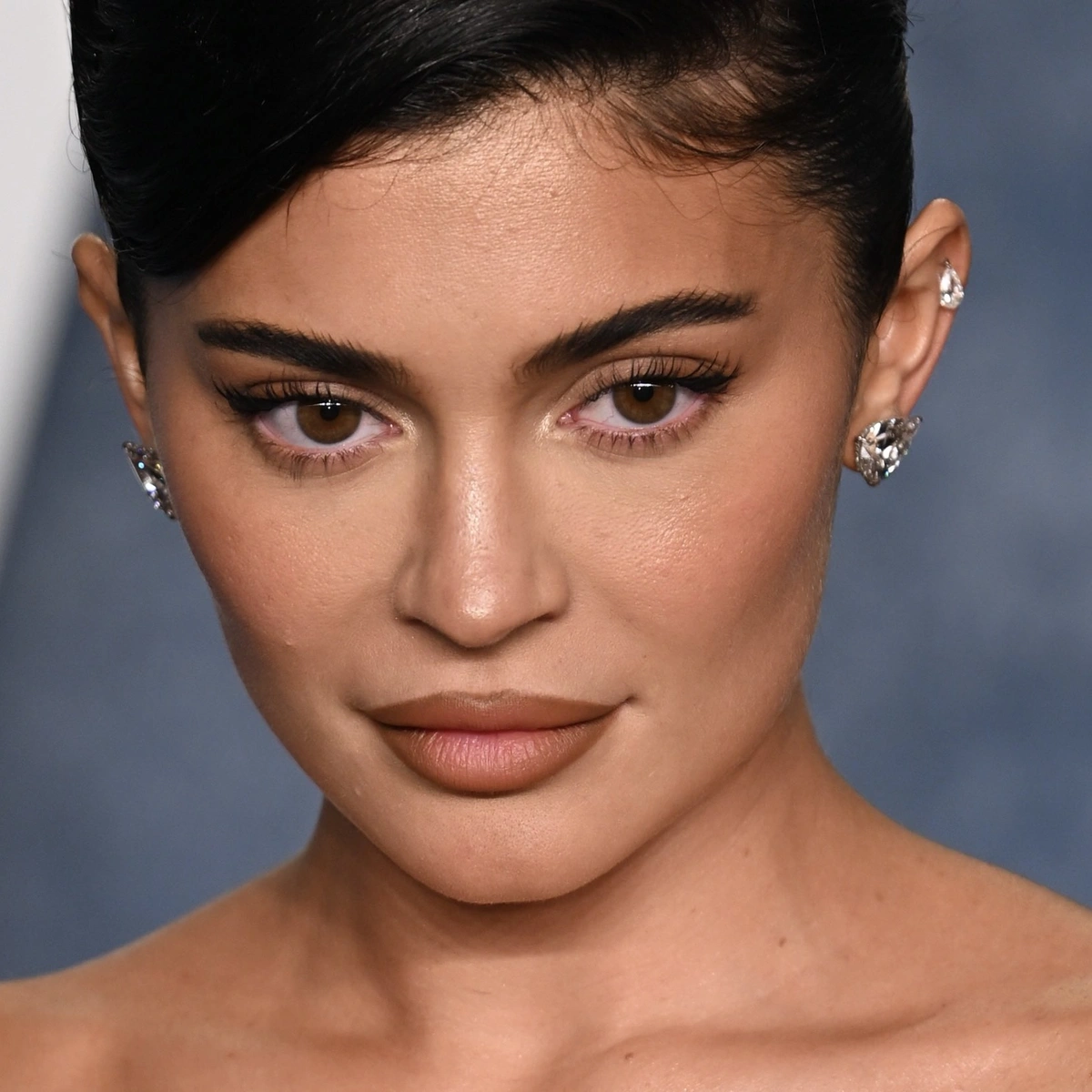 Header - kylie jenner - brunopress 