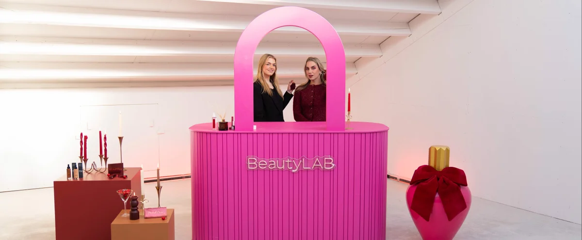 header - ICI PARIS XL - BeautyLAB - Cherry christmas - 2025