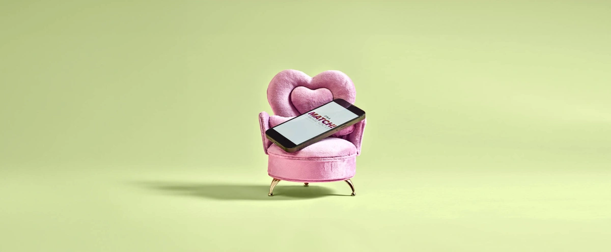 05 - Stoel - Telefoon - Match -Tom ten Seldam - Daten - Header