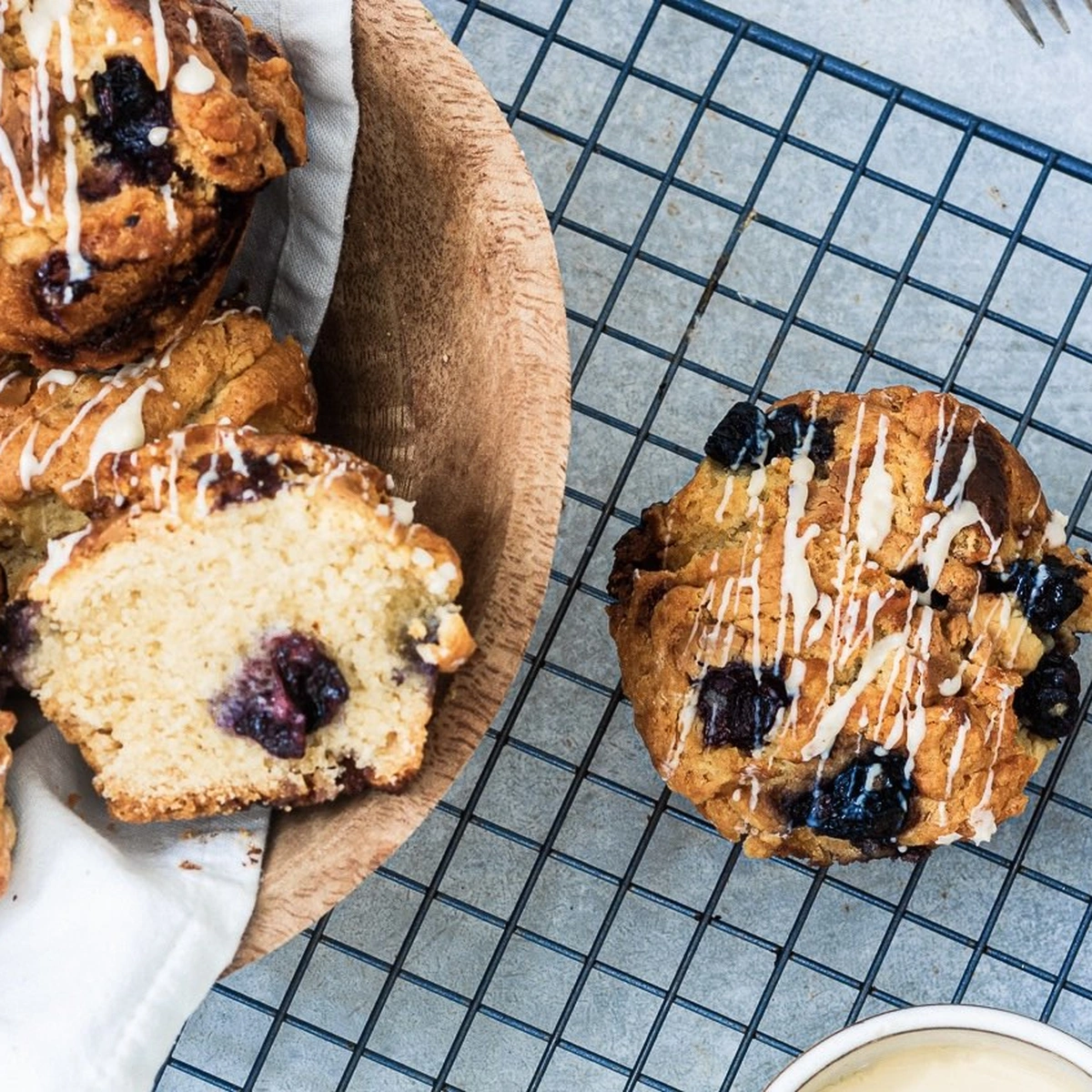 FMR witte chocolademuffins met blauwe bessen