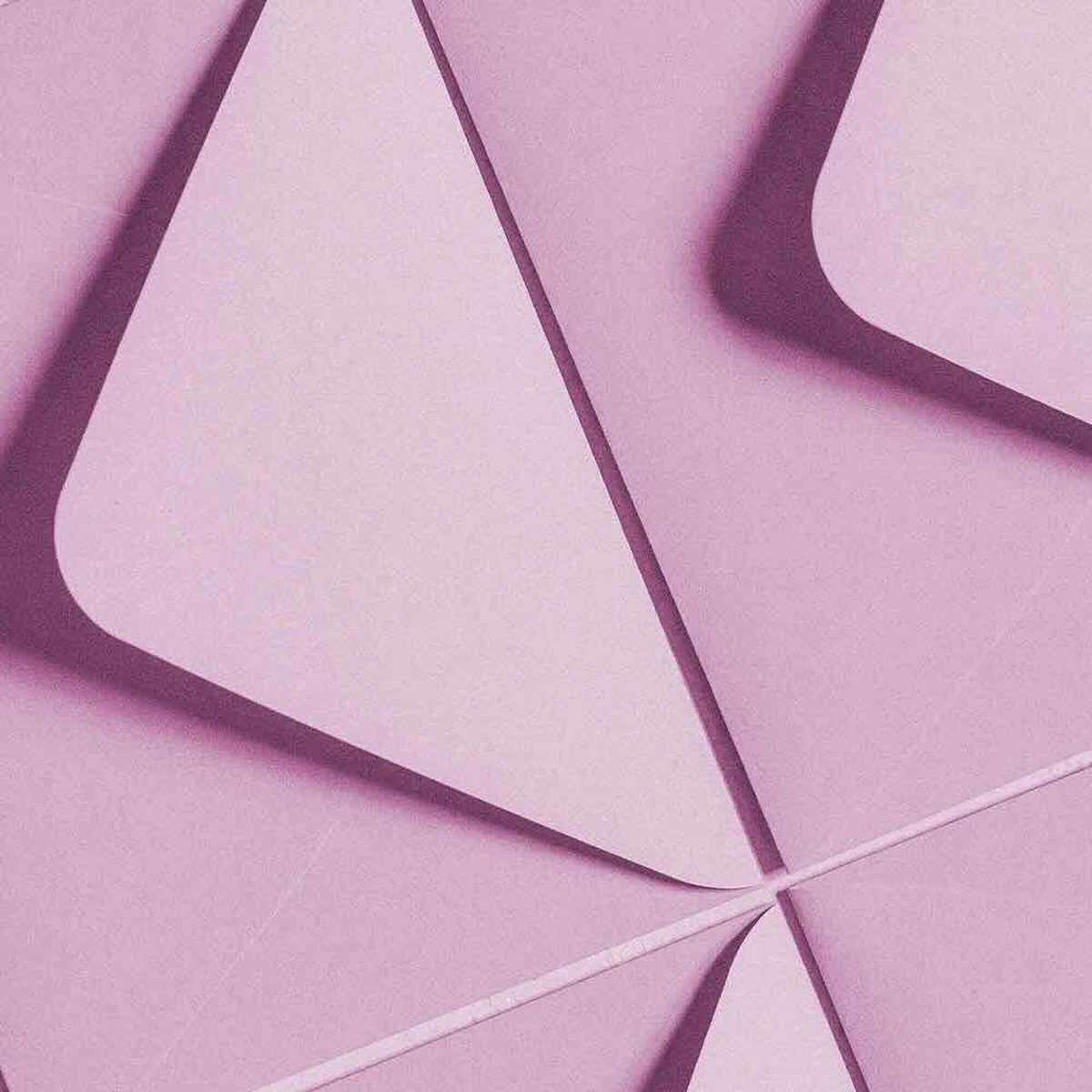 hero - flink - mail - envelop - roze - brief - mail - unsplash