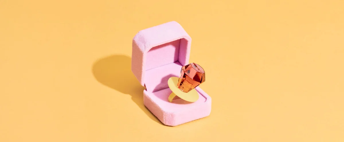 Deze accessoires redden je Koningsdag-outfit, gegarandeerd.