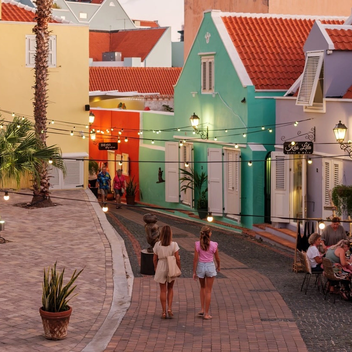 Header Bright8 Curacao Tourist Board
