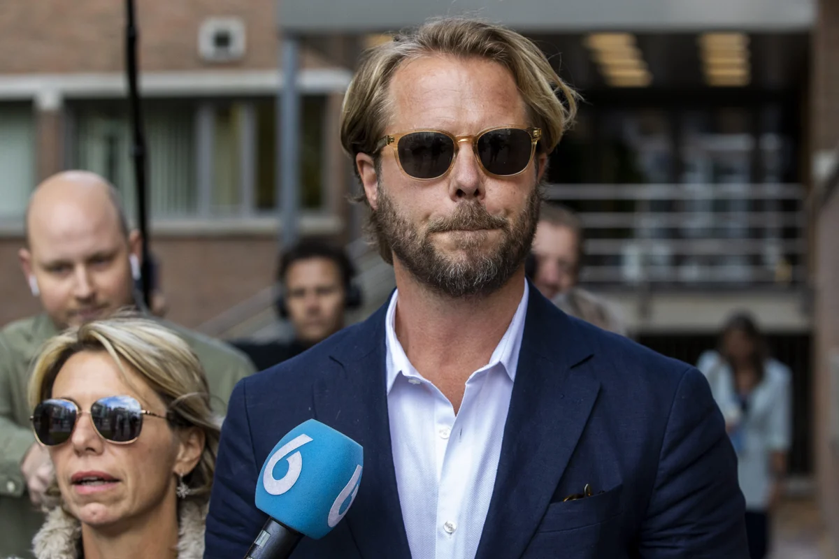 Thijs Römer maakt theatervoorstelling over veroordeling: 'Eerste stappen terug in de openbaarheid'