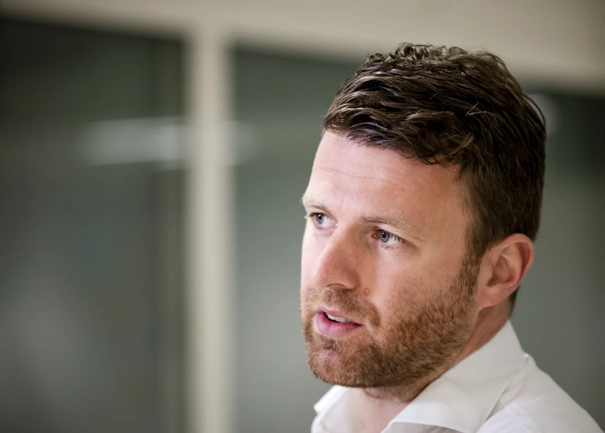 Royce de Vries herdenkt vader op dag van aanslag: 'Wil vooral denken aan alle mooie herinneringen'