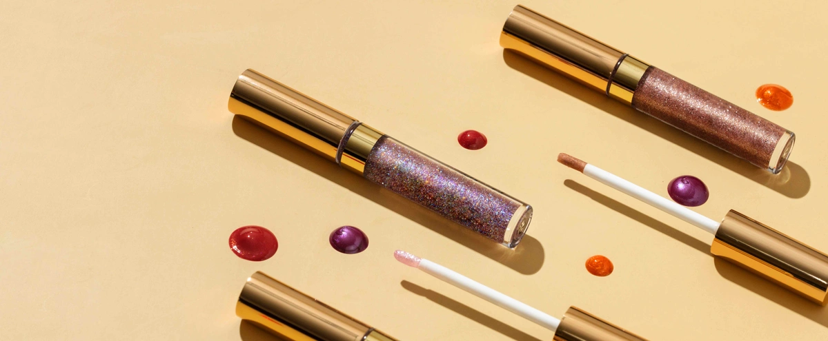 Lipstick - Freepik - header