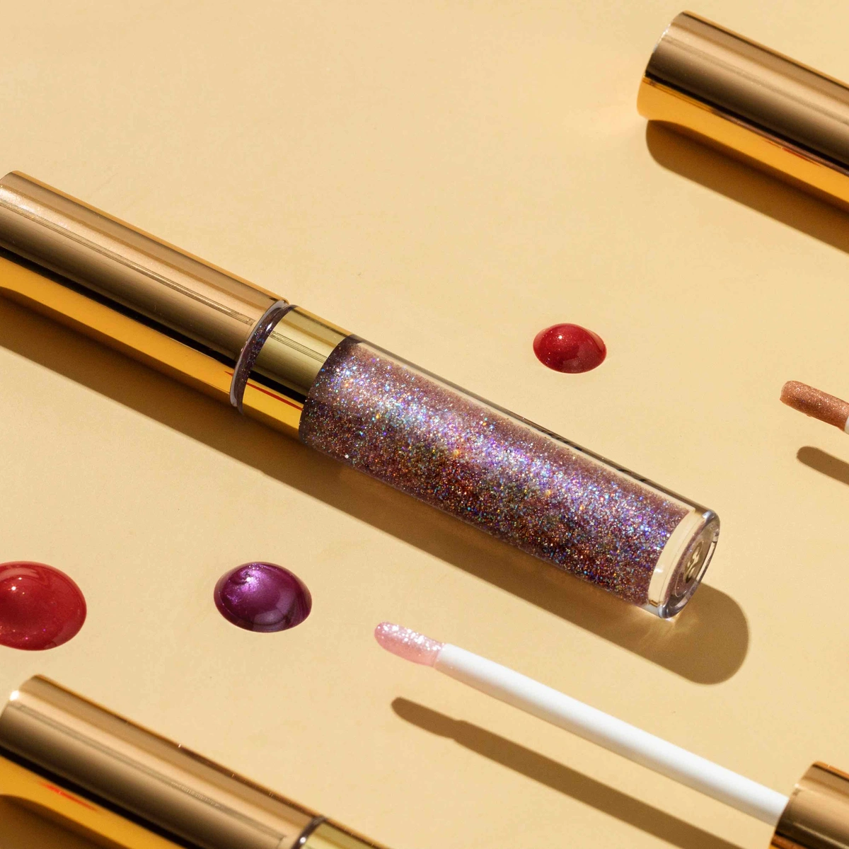 Lipstick - Freepik - header