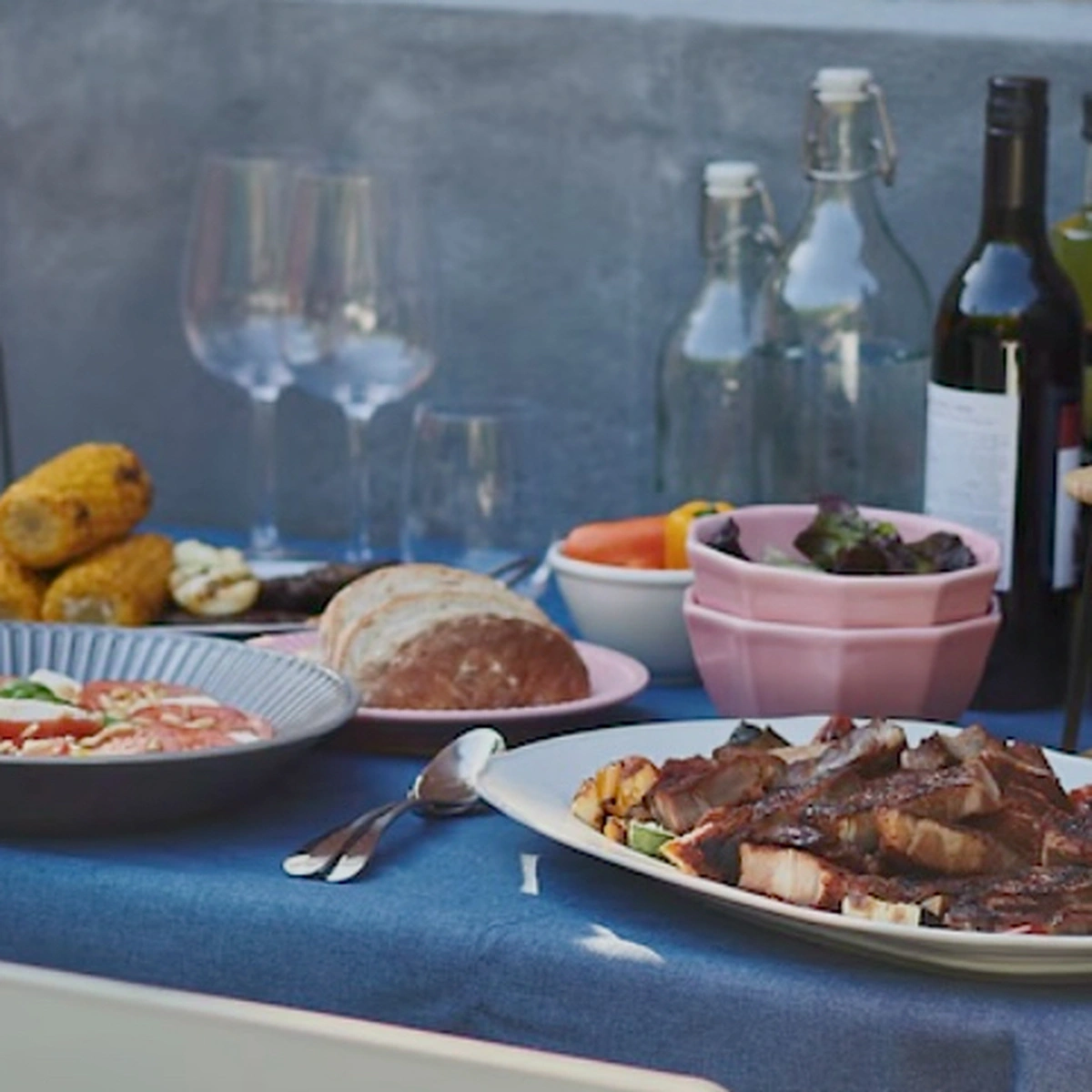 Ikea fullspäckad etagère