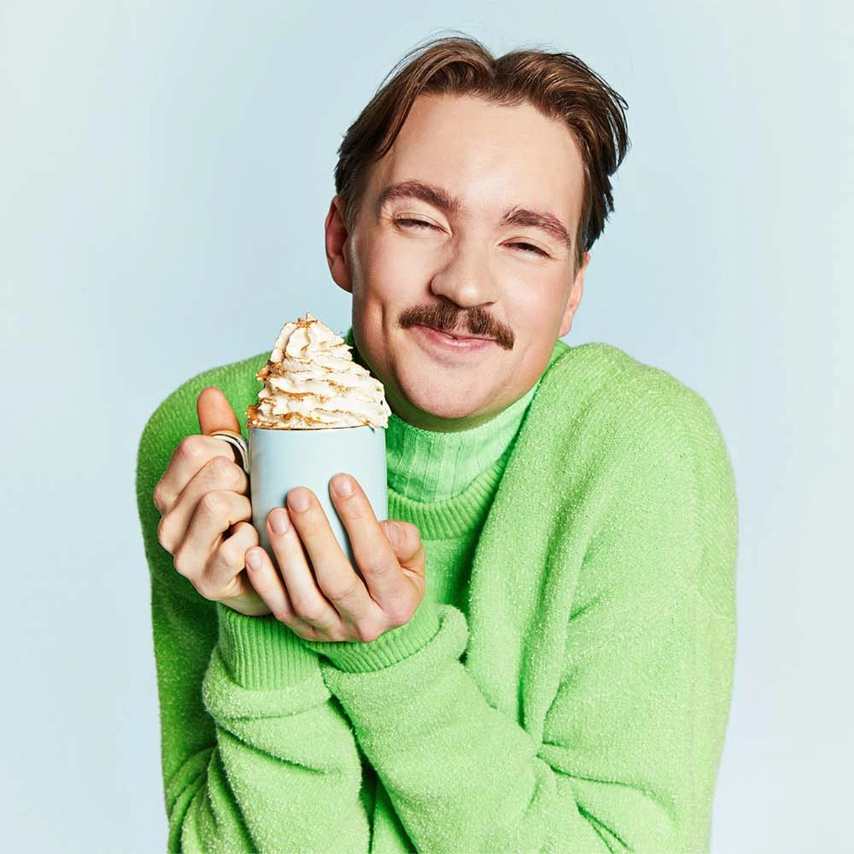 11 WB - Groot interview - 1.3 - Bram Krikke -FOTOGRAFIE Ruud Janssen & STYLING Valérie Ntantu - Header