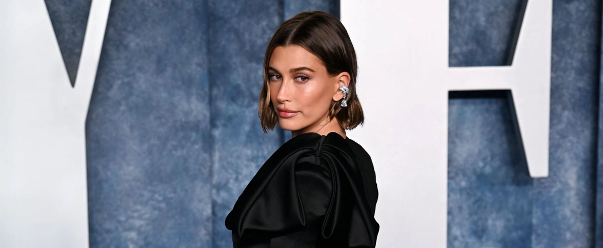 Header - Hailey Bieber - BrunoPress