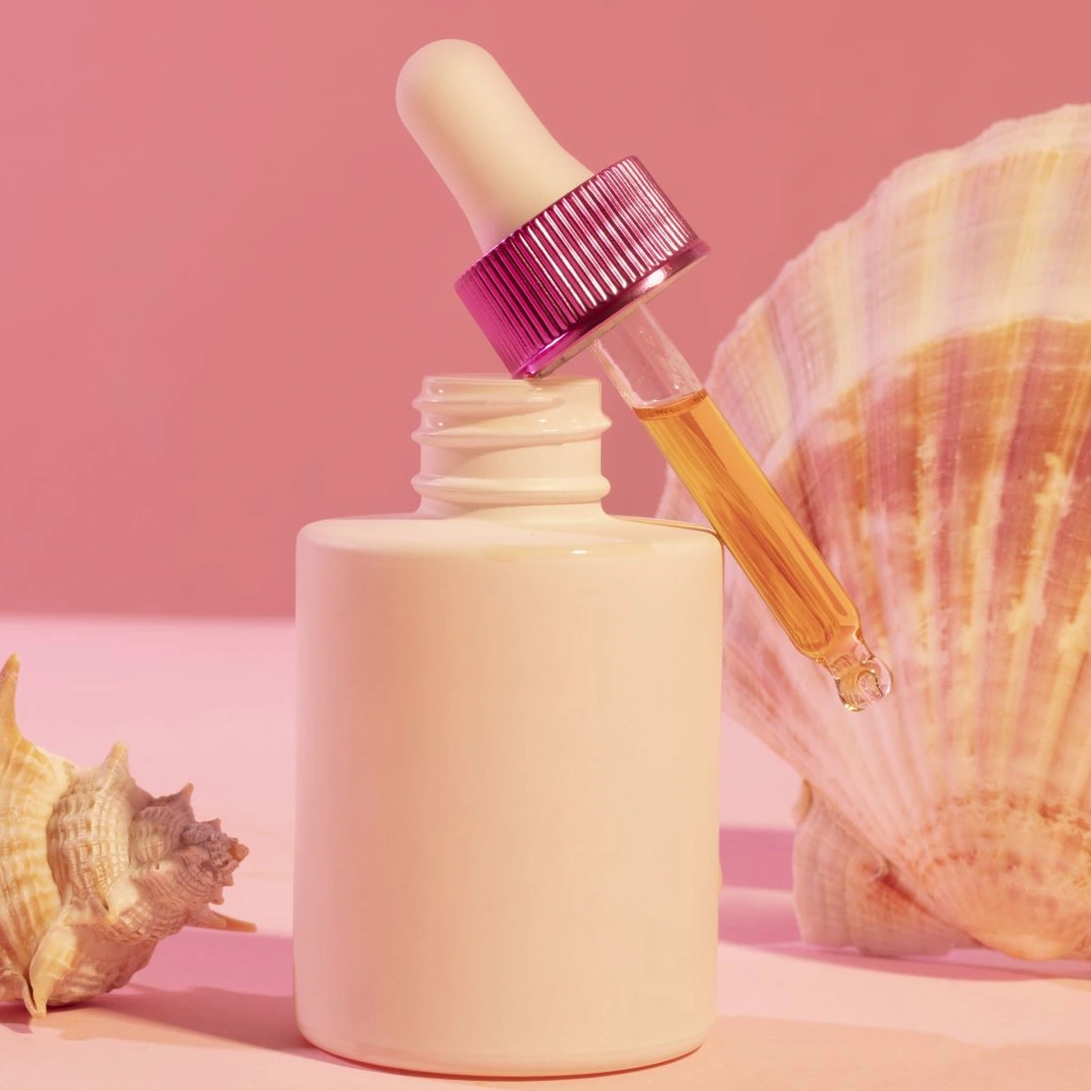 Header - skincare - huid - producten - schelp - zee - Freepik