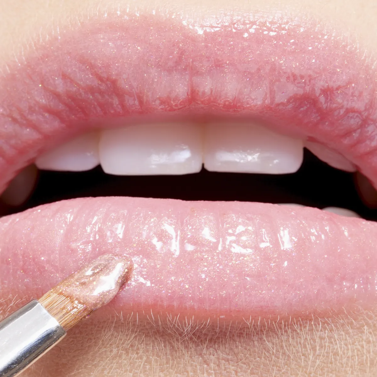 Lips don't lie, en de prijs van deze viral lipgloss (€ 2,69) ook niet